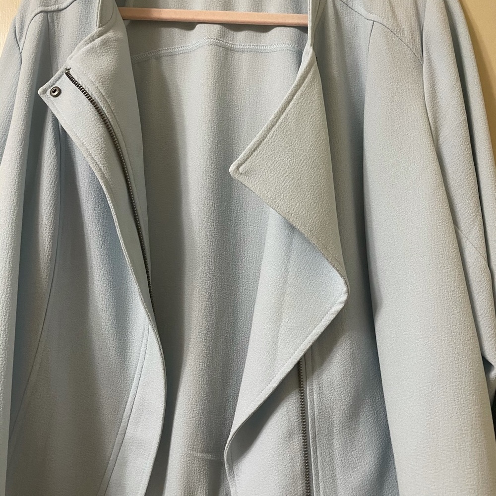 Jacket - Picture 13 of 14